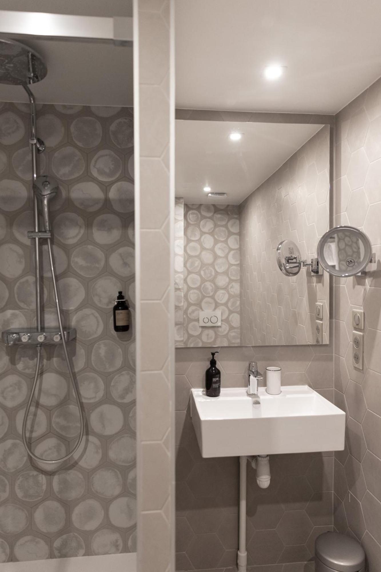 Hotel Leev Victoire & Spa Paris Exterior photo